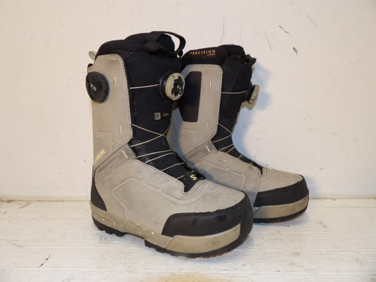 Women's Salomon Vista Size 6.5 Boots - Tan