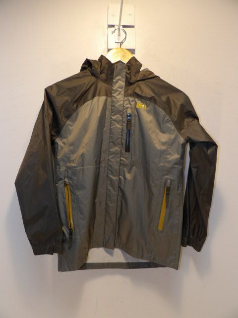 Youth REI Raincoat - Medium - Green