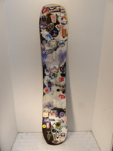 Mens Yes Ghost Size 159CM Snowboard - White / Black