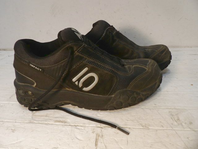 5.10 Shoes (clips) - Size 11.0 - Black