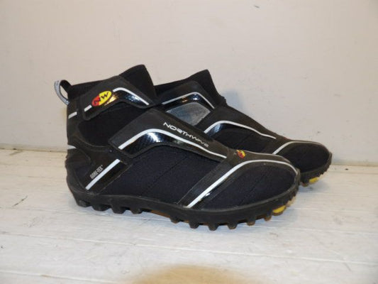 Northwave Shoes (clips) - Size 9.0 - Gore tex