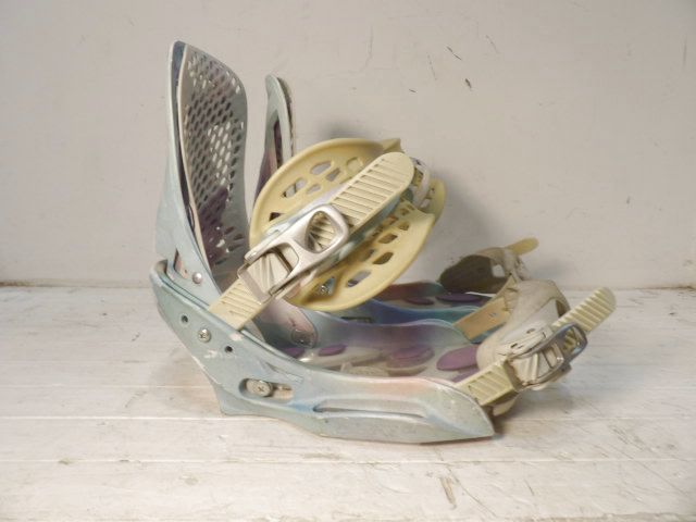 Women's Burton Escapade EST Size Large Bindings - Tie-Dye