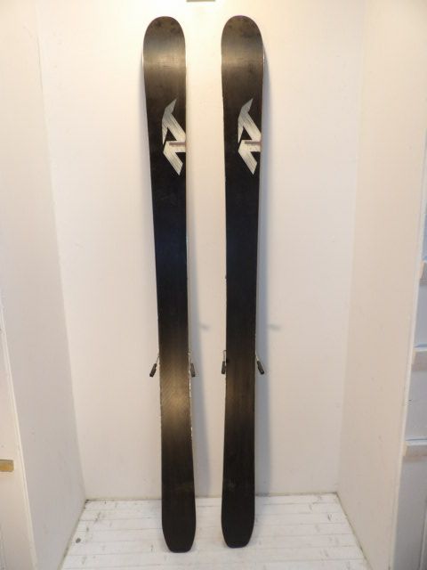 Mens Nordica NRGY 100 w/ Salomon Size 177cm Downhill Skis - Black