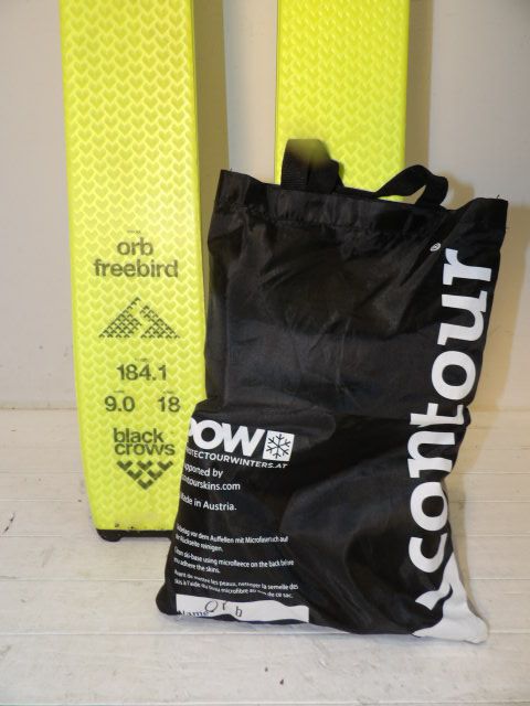 Mens black crows Orb Freebird Size 184cm AT Skis