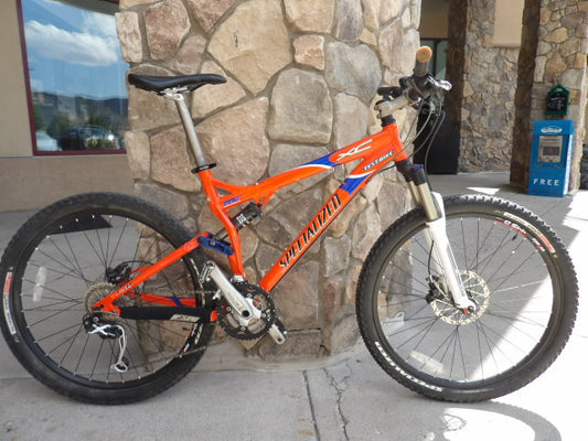 2008 Specialized FSR XC Expert Mountain Bike - Medium