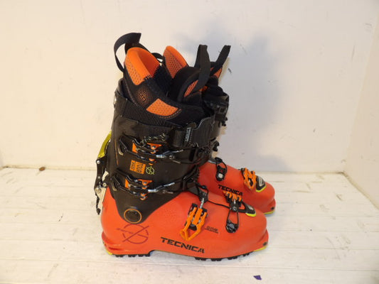 Men's Tecnica Tour Pro Zero G Size 28.5 AT Boots