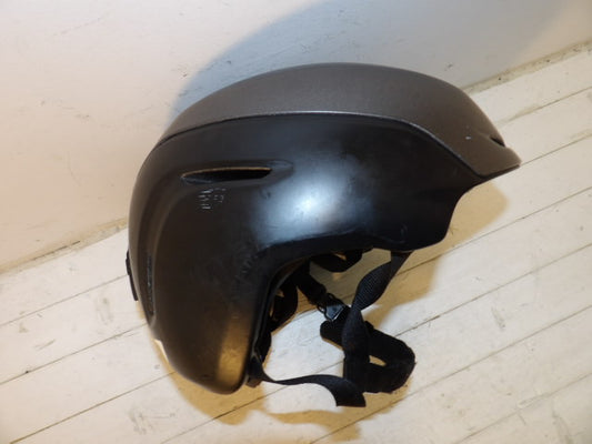 Unisex Giro Neo Size Medium Helmet - Black