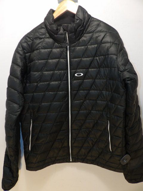 Mens Oakley Size Medium Black Puffy Jacket - Black