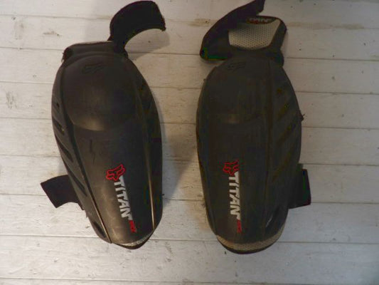 Elbow Pads - Titan - Grey
