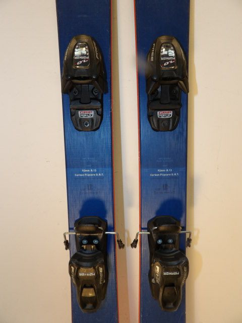 Youth Blizzard Rustler Size 156cm Downhill Skis