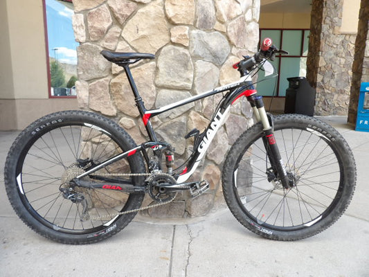 Giant Anthem 3 FS Size Medium Mountain Bike - Black / White