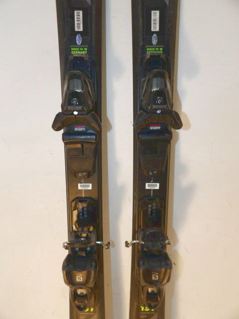 Unisex Volkl Deacon 8.0 w/ M 10 Size 151cm Downhill Skis - Black / White / Green