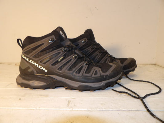 Men's Salomon Size 12.5 Black Boots - Black
