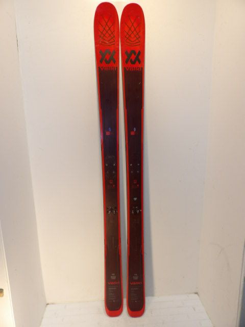 Mens Volkl Mantra Size 177cm Downhill Skis