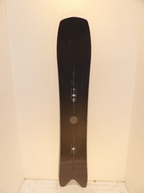 Mens Nitro Squash Size 152cm Snowboard - Black